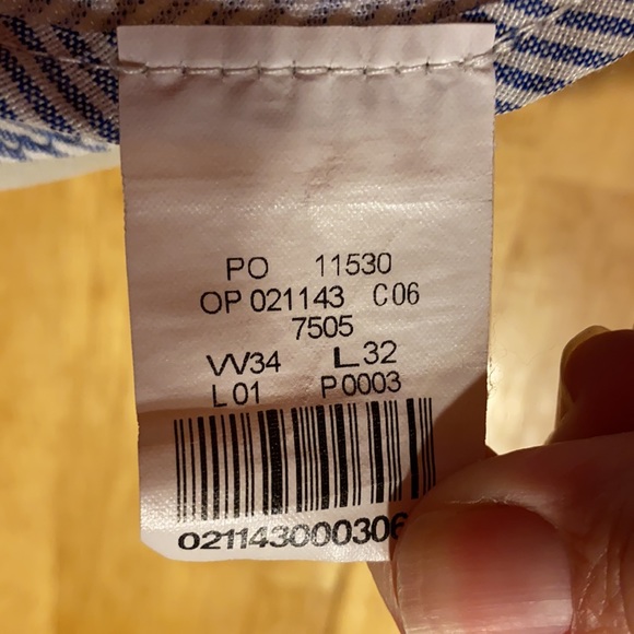 Men’s/teens southern tide khakis. - Picture 2 of 5